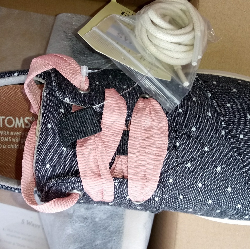 TOMS Del Rey Black Dot Chambray Sneakers